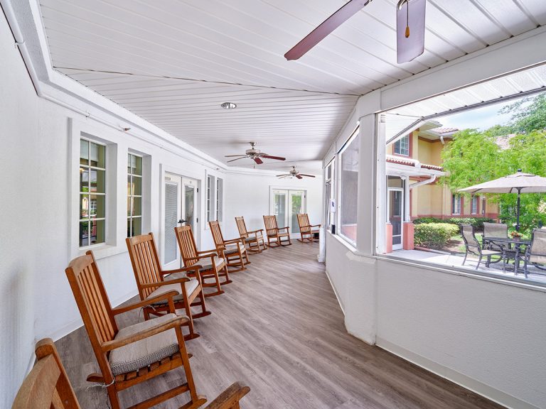 colliers-tamarac-porch-1200x