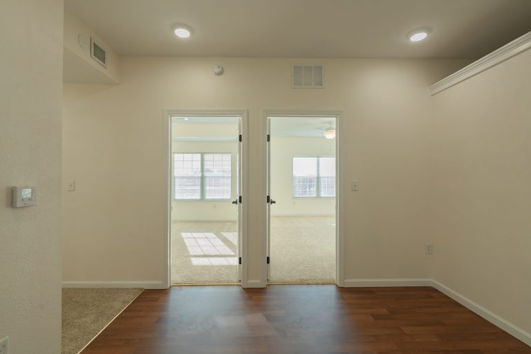 DSC00085_1600x1067